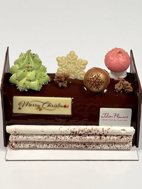 Chocolate Yule's log (sharing size)